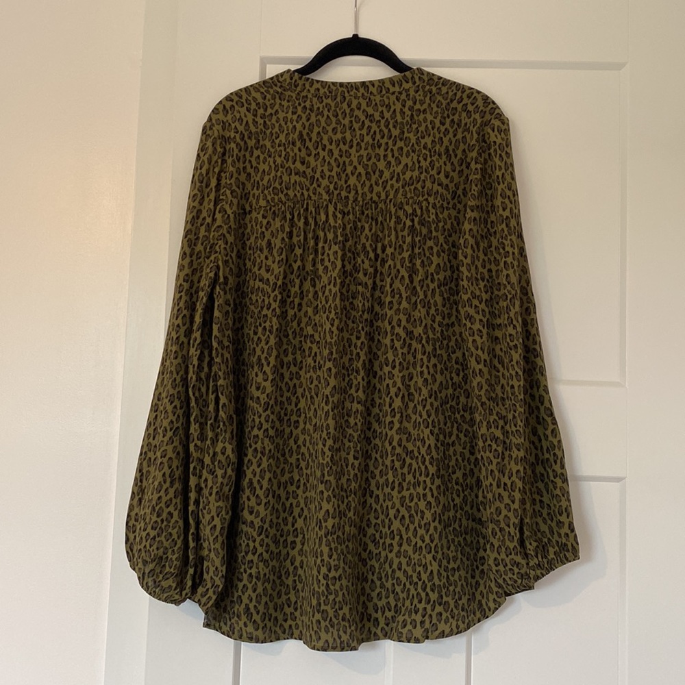 Gap Maternity Leopard Print Split Neck Top - image 3